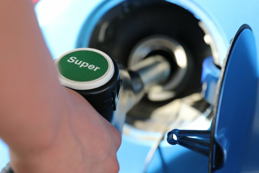 zamieszki kradzieże paliwo paliwa benzyna diesel