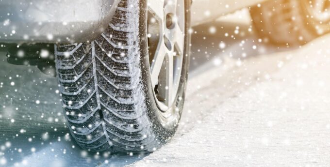 Od grudnia kierowcy muszą mieć opony zimowe