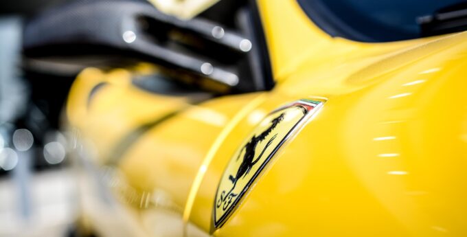 Ferrari ma nowe logo