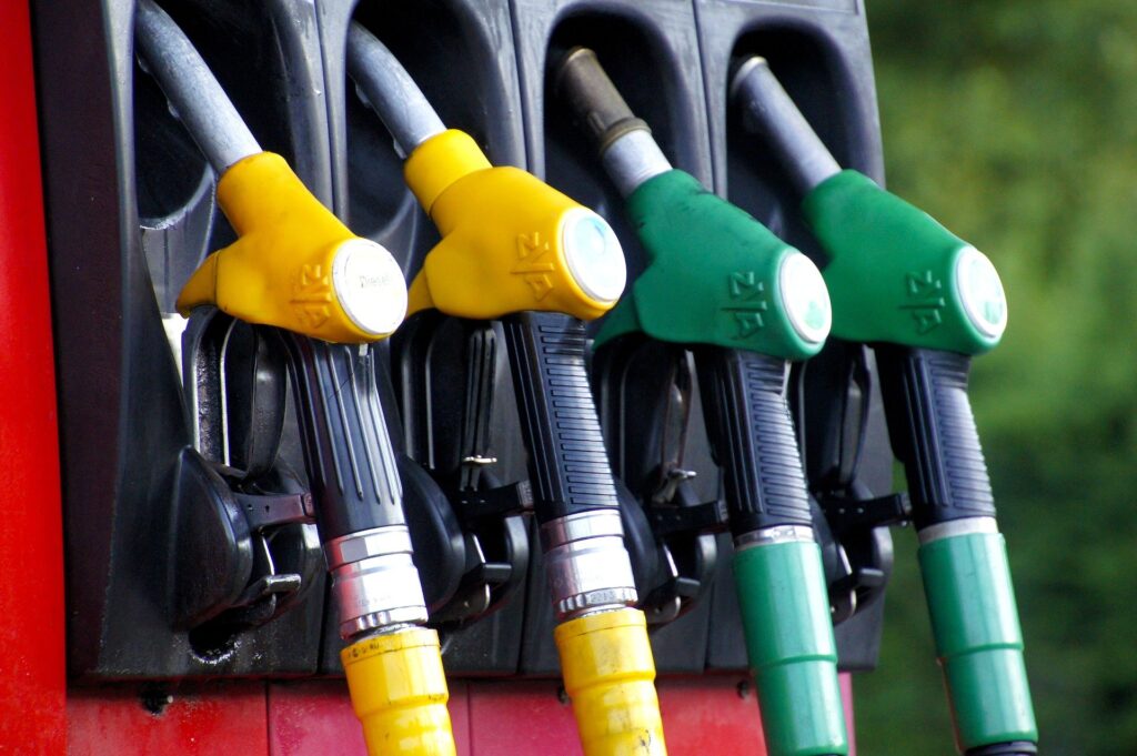 ropa naftowa cena ceny paliw paliwo diesel benzyna