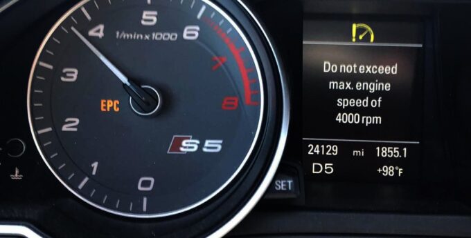 kontrolki dla kierowców EPC Audi S5 2013 dashboard k