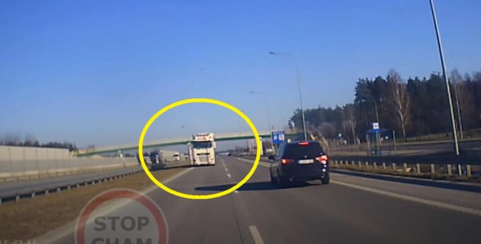 Spokojne wyprzedzanie… a tu nagle tir, który jedzie drogą ekspresową pod prąd. Koszmar! [WIDEO]