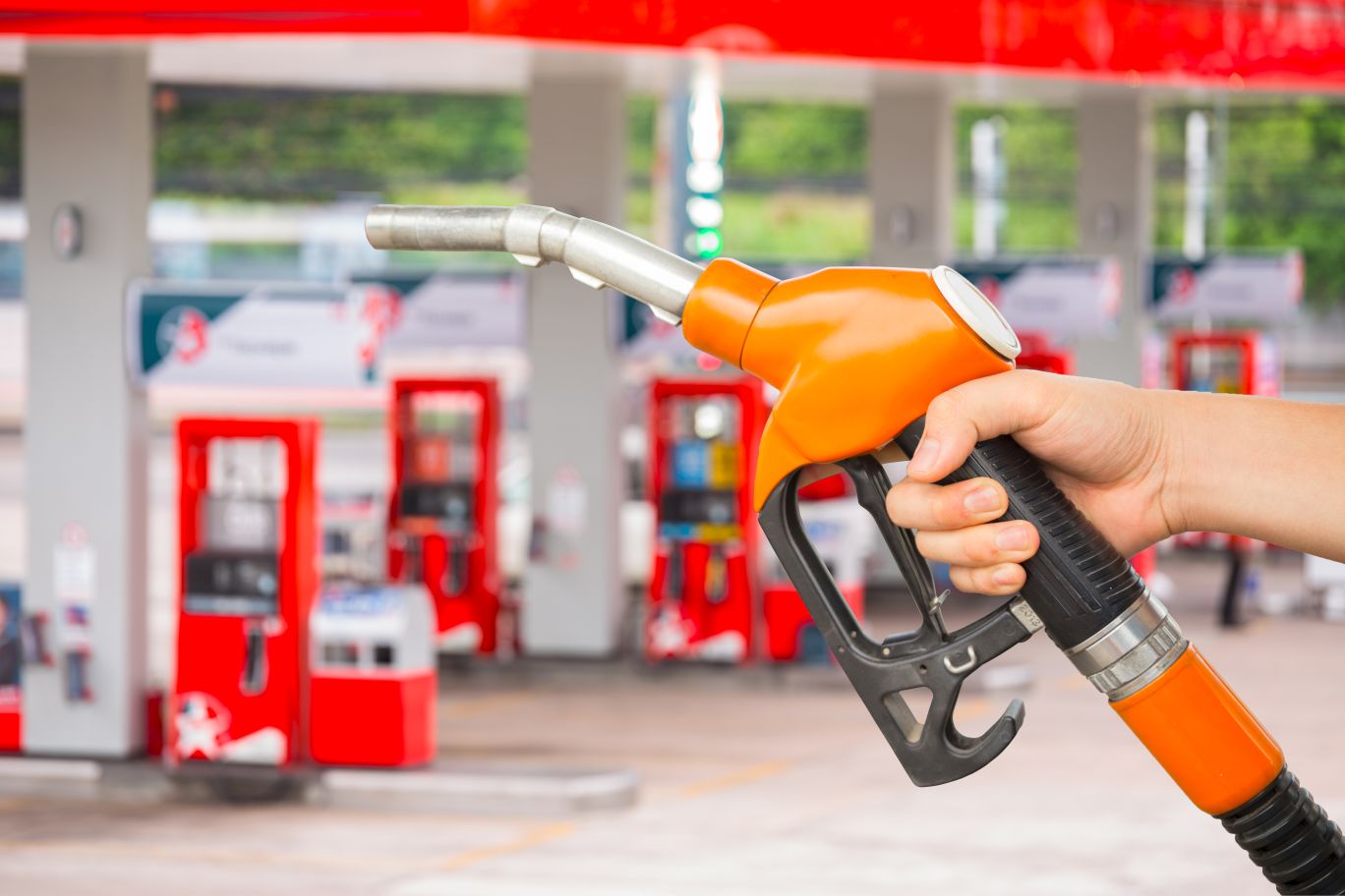 stacja paliw benzyna paliwo diesel