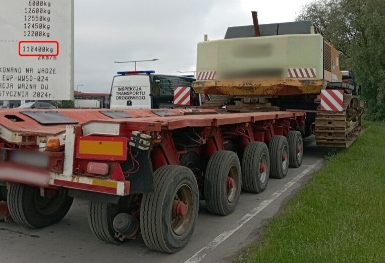 Prowadził 110-tonowego kolosa. Ważył blisko trzykrotnie więcej niż powinien