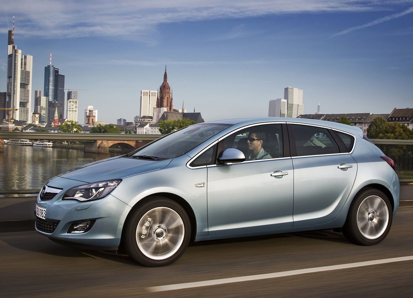 Opel Astra 2010