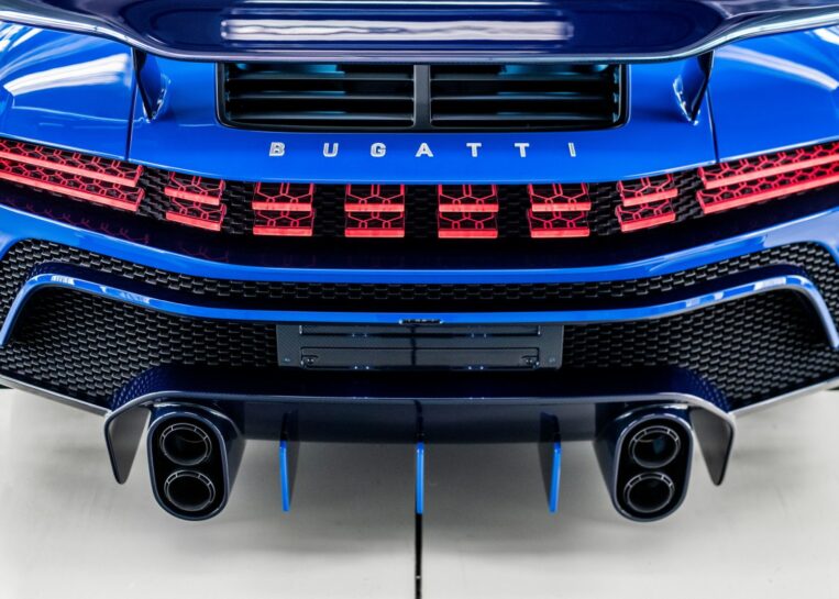 bugatti-centodieci-1