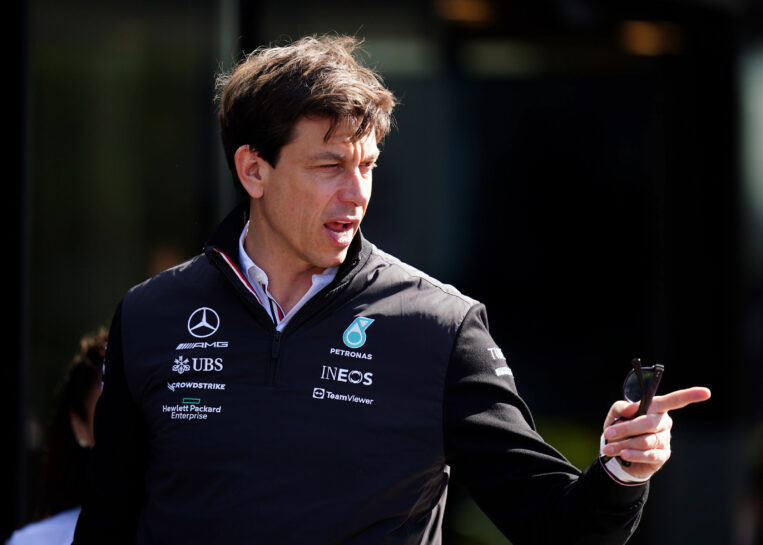 Szef Mercedesa wybuchł na spotkaniu F1! Zespół ma problem!