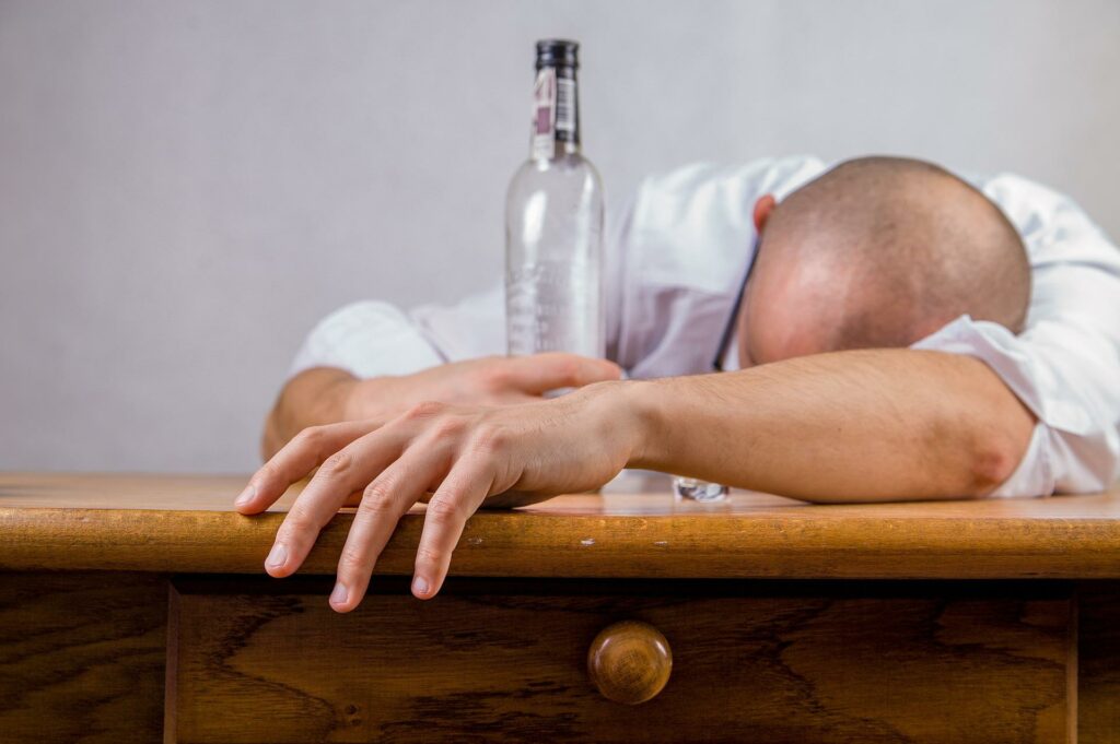 alkohol alkomat limit pojazd kierowca pijany kara mandat grzywna urządzenie przepisy