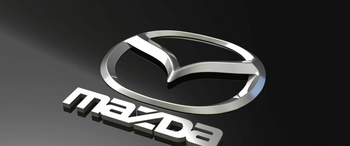Mazda z niespodziewanym ruchem