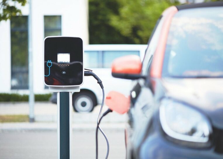 samochód elektryczny oszczędności ekologia spalanie czy się opłaca