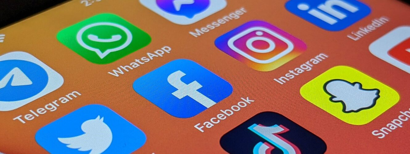 facebook oszustwo oszuści dane do logowania konto