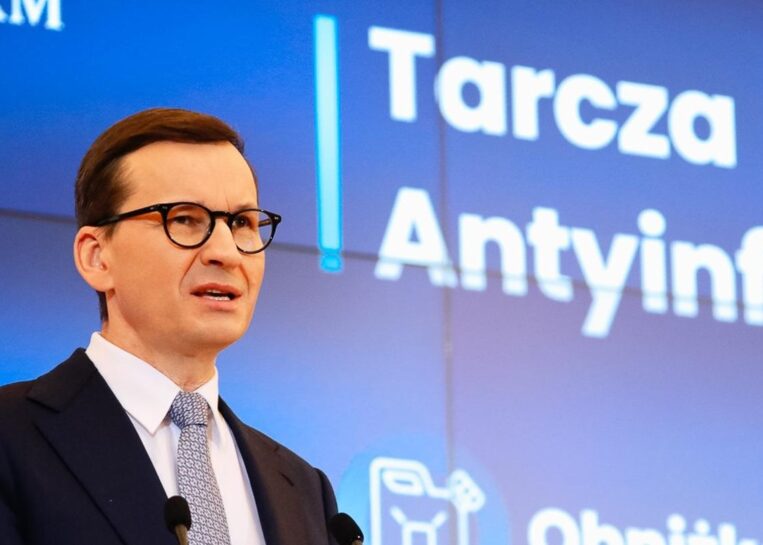 PILNE: Rząd zapowiedział „działania osłonowe” na 2023 rok. Wiemy po ile benzyna, Diesel i LPG!