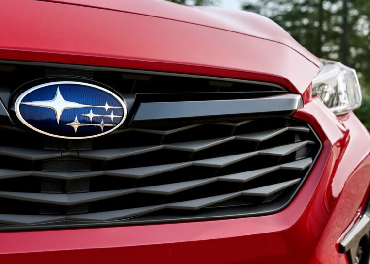 subaru-impreza-premiera
