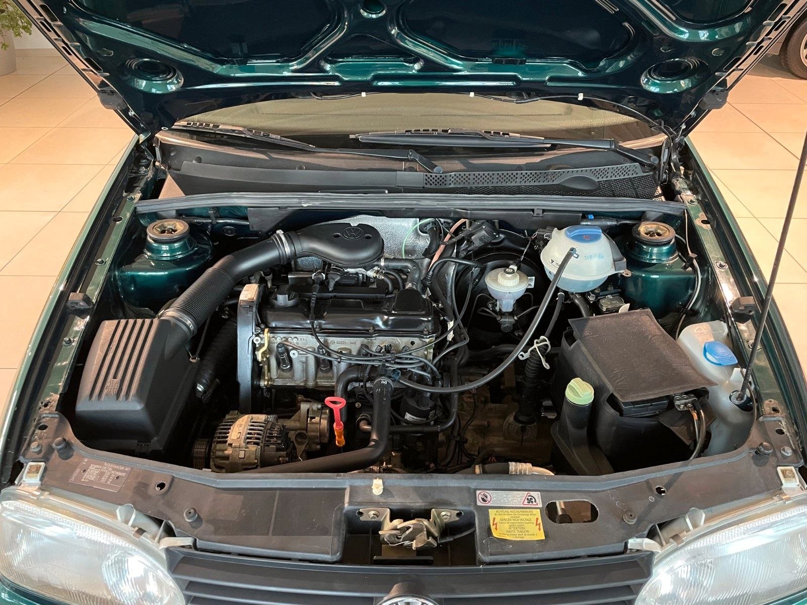 babcia-volkswagen-golf-3