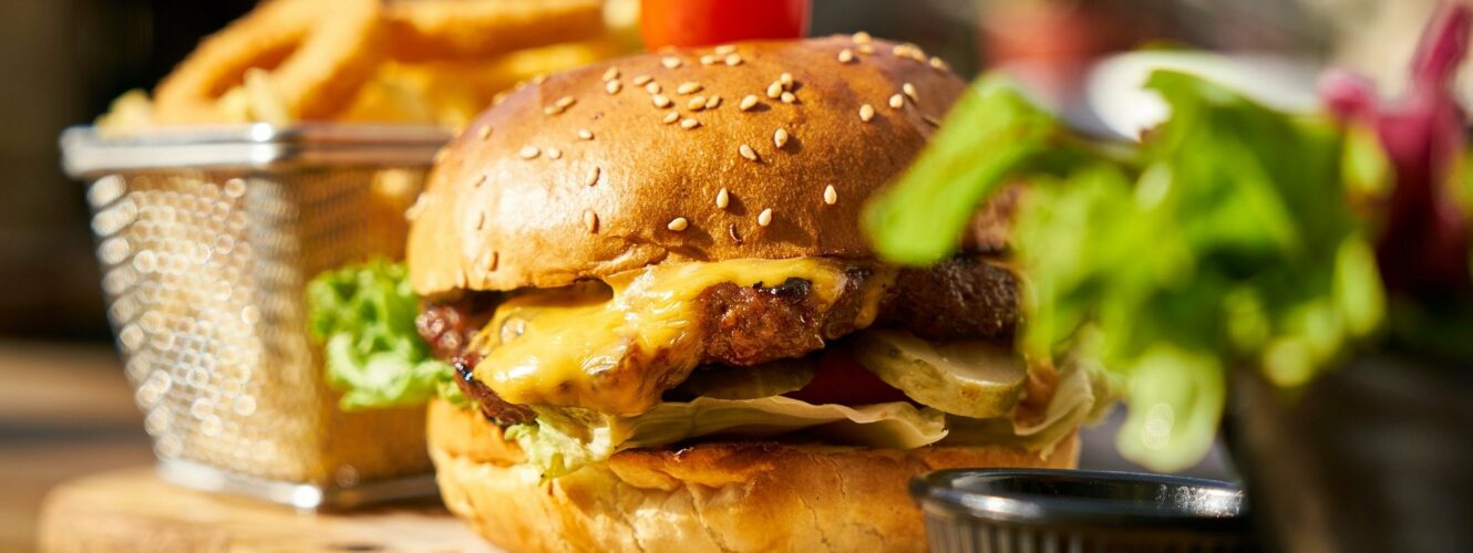 burger mcdonald's mcdonald restauracja fast food