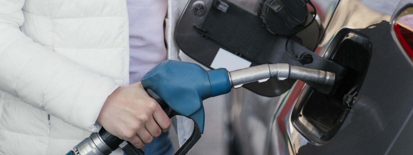 PILNE: Od 10 lutego nowe ceny paliw w Polsce! Tyle zapłacimy za benzynę, diesel i LPG [RAPORT]