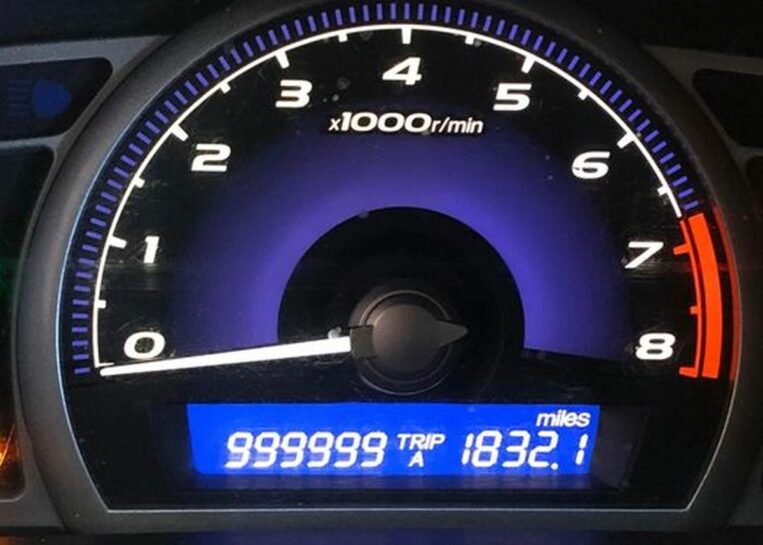Ta Honda to rekordzistka świata? Przejechała 1.6 mln kilometrów – teraz właściciel zdradził jak to zrobił i w czym tkwi jej sekret