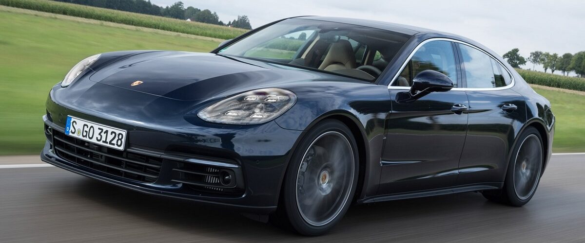 Dealer Porsche wystawił na sprzedaż nową Panamerę za 77 tys. złotych. Zaliczka to jedyne 500 zł