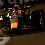 Dublet Red Bulla, setka Alonso o włos
