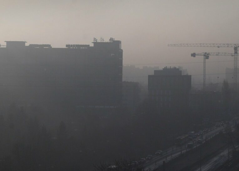 smog miasto dym