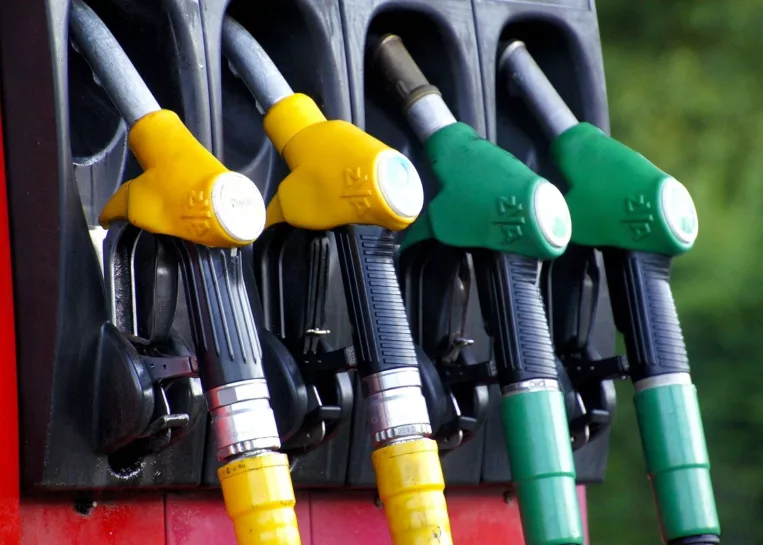 benzyna diesel ceny paliw paliwo ropa naftowa dolar