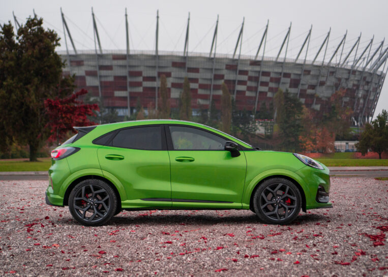 Ford Puma ST – modniejsza i bardziej zawadiacka koleżanka sportowej Fiesty