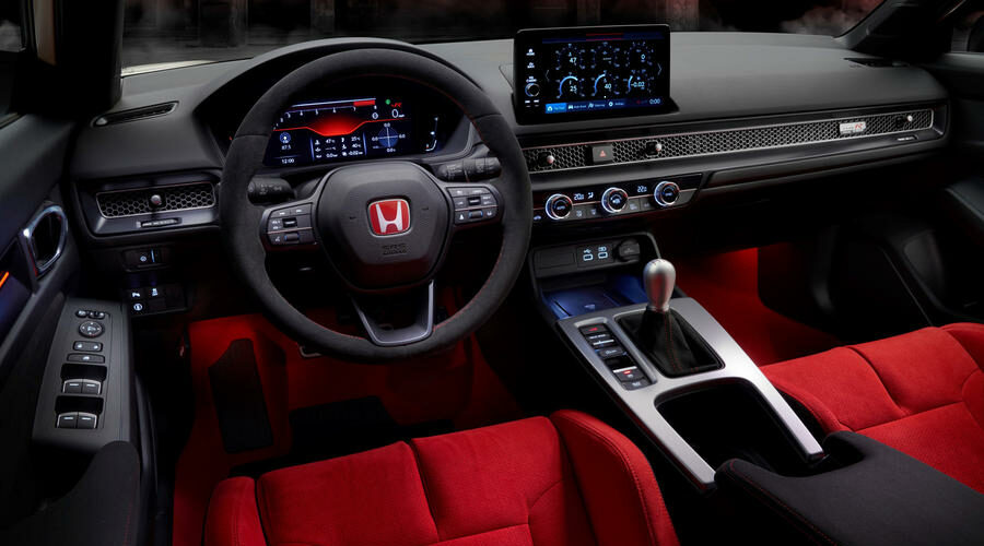 Roczna Honda Civic z przebiegiem 64 tys. kilometrów. Właściciel był 27 razy w serwisie – żadnych usterek