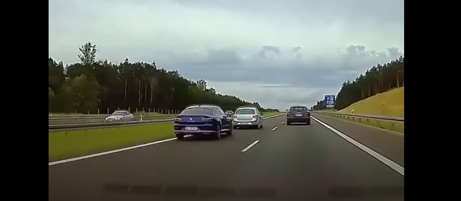 Nauczka dla wszystkich kierowców. Dostał za to 15 tysięcy złotych grzywny. Czy to odpowiednia kara?