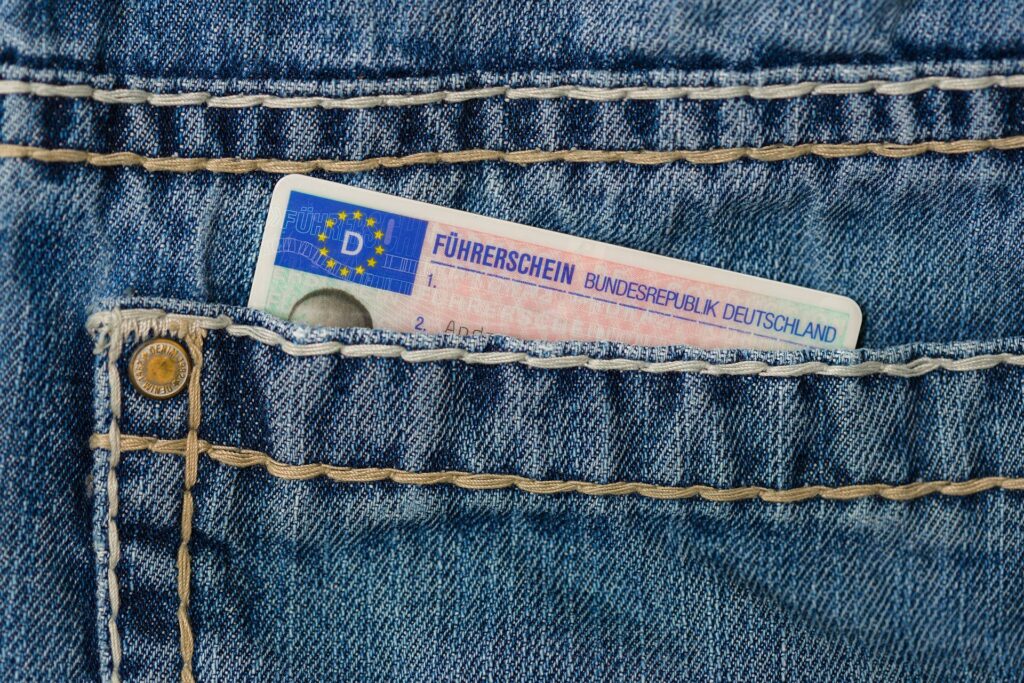 mandat nieumundurowany policjant po cywilu zatrzymanie mandaty punkty karne