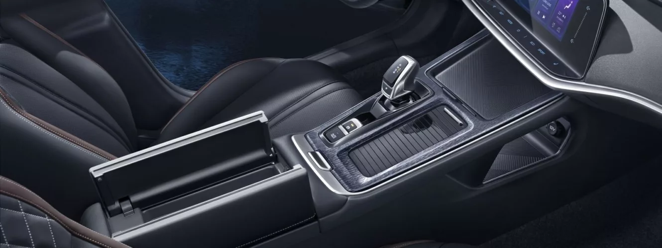 luksusowy-sedan-dongfeng