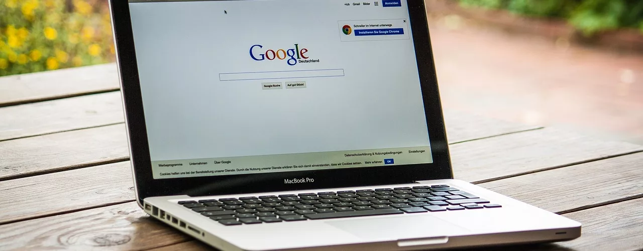 Pierwsze miasta wyłączają Internet w nocy. Od godziny 23 nie wejdziesz do sieci – wiemy dlaczego to robią