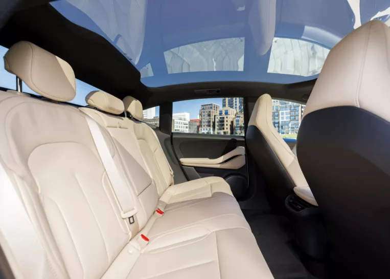 nowe-chinskie-kombi-nio-et5