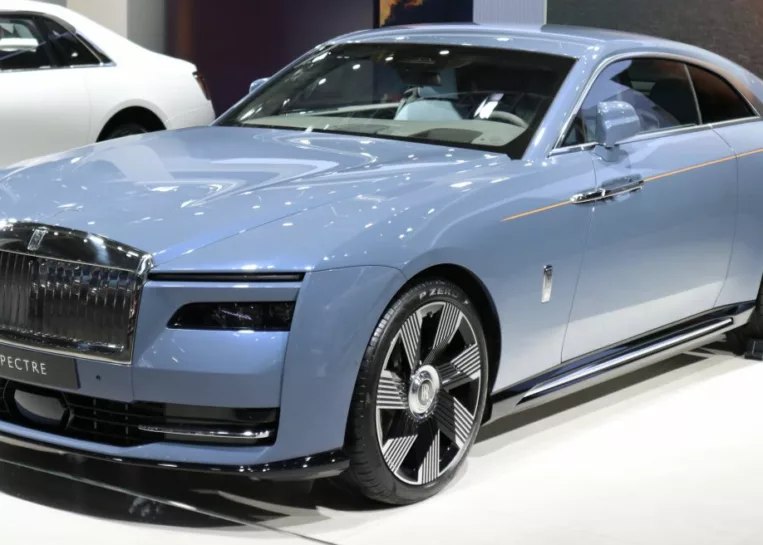 Rolls-Royce tworzy czarną listę klientów. Wszystko przez to co chcą zrobić ze swoimi samochodami