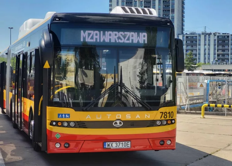 18-latkowie poprowadzą autobusy? Odpowiedź na kryzys branży.