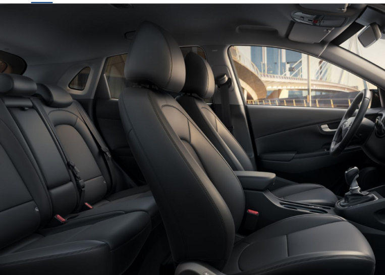 suv hyundai kona wnetrze