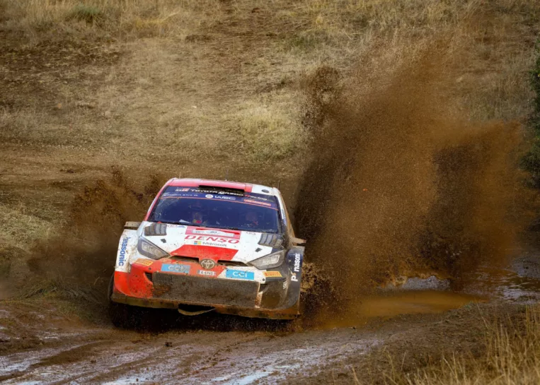Toyota świętuje dublet! Akropol nie brał jeńców!