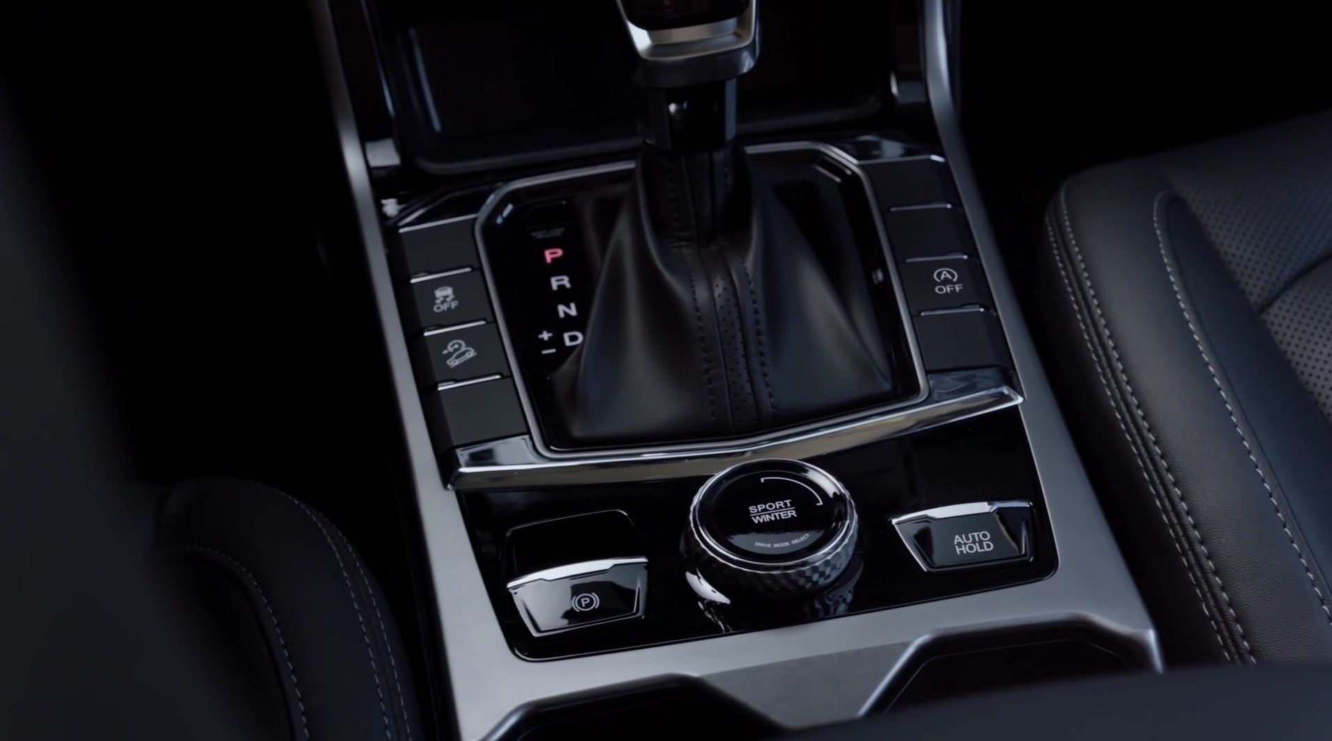 Jeśli nie Dacia i nic z Chin, to jest to dobra, niedroga opcja. Zaprojektowany jak luksusowy SUV KGM ma niezawodny silnik i duży raba