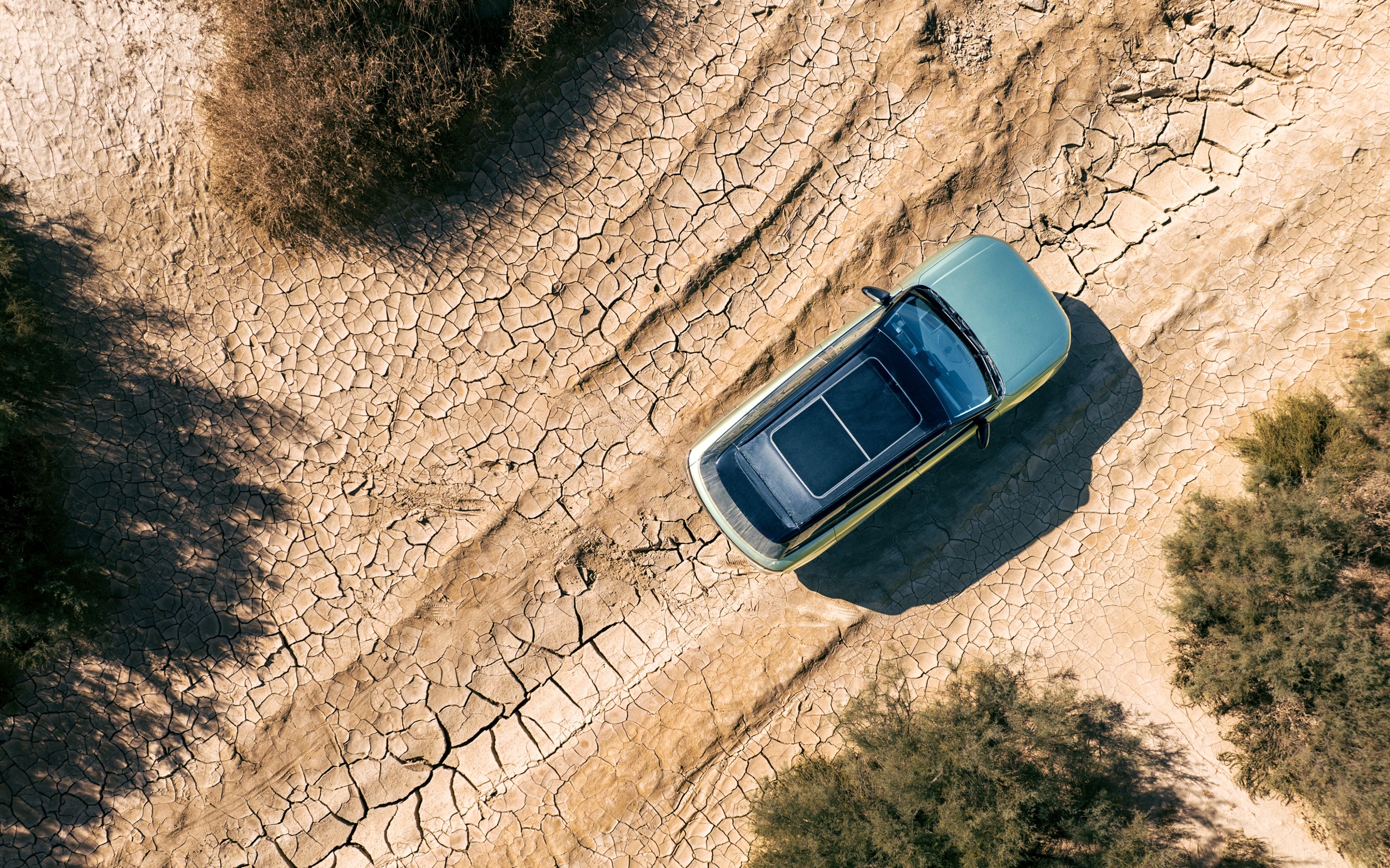 Nawet najpopularniejszy SUV w naszym kraju musiał uznać wyższość chińskiego konkurenta. Polacy są nim totalnie oczarowani