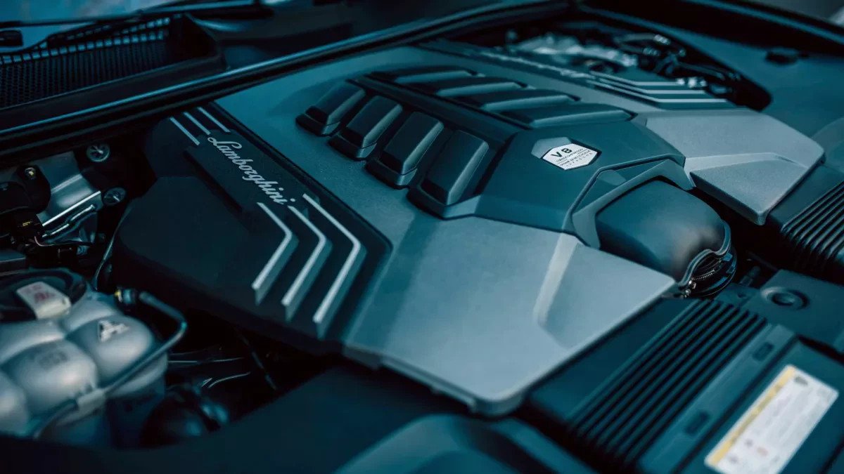 Włoska firma zatrzyma silnik spalinowy. Będzie w produkcji „tak długo, jak to tylko możliwe”