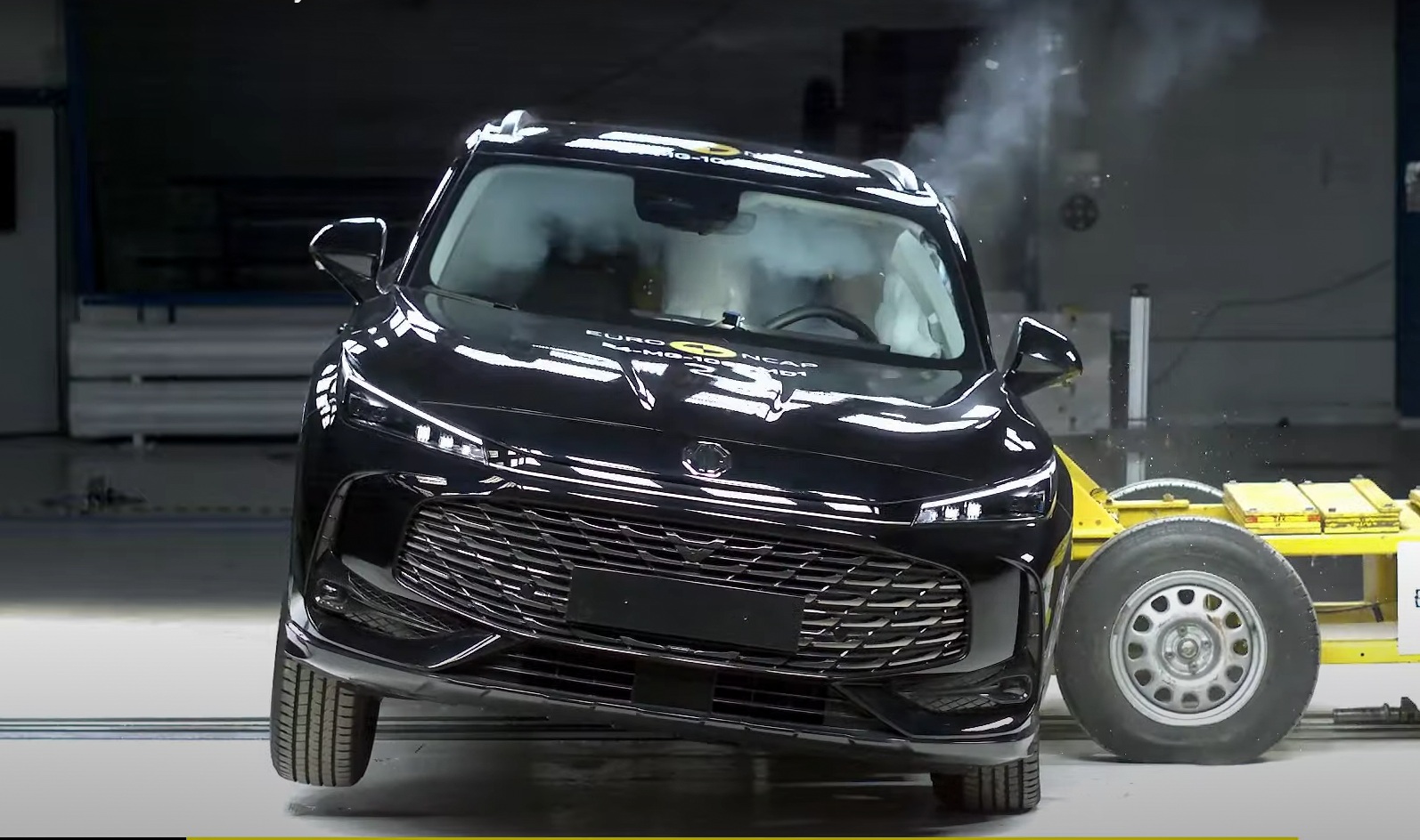Nowy SUV MG w gronie wyróżnionych przez Euro NCAP. Japoński rywal mu nie dorównał