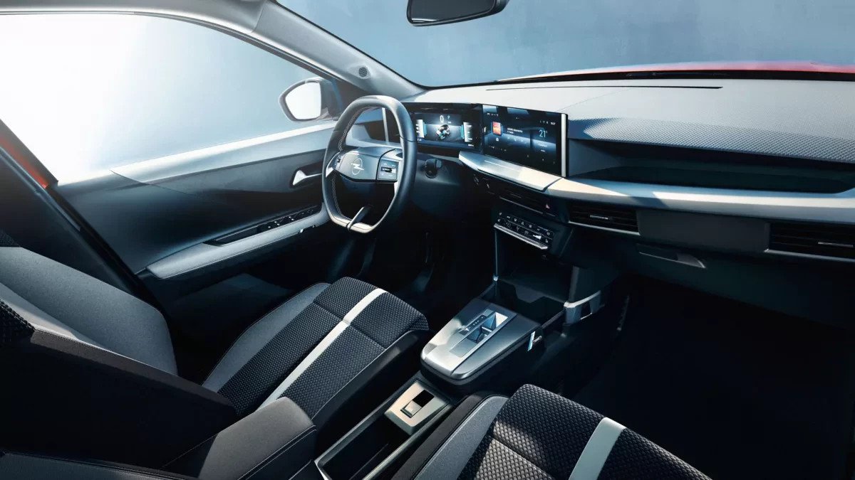 To najbardziej oszczędny Opel od lat. Dużym SUV-em przejedziemy 100 km za jedyne 21,80 zł