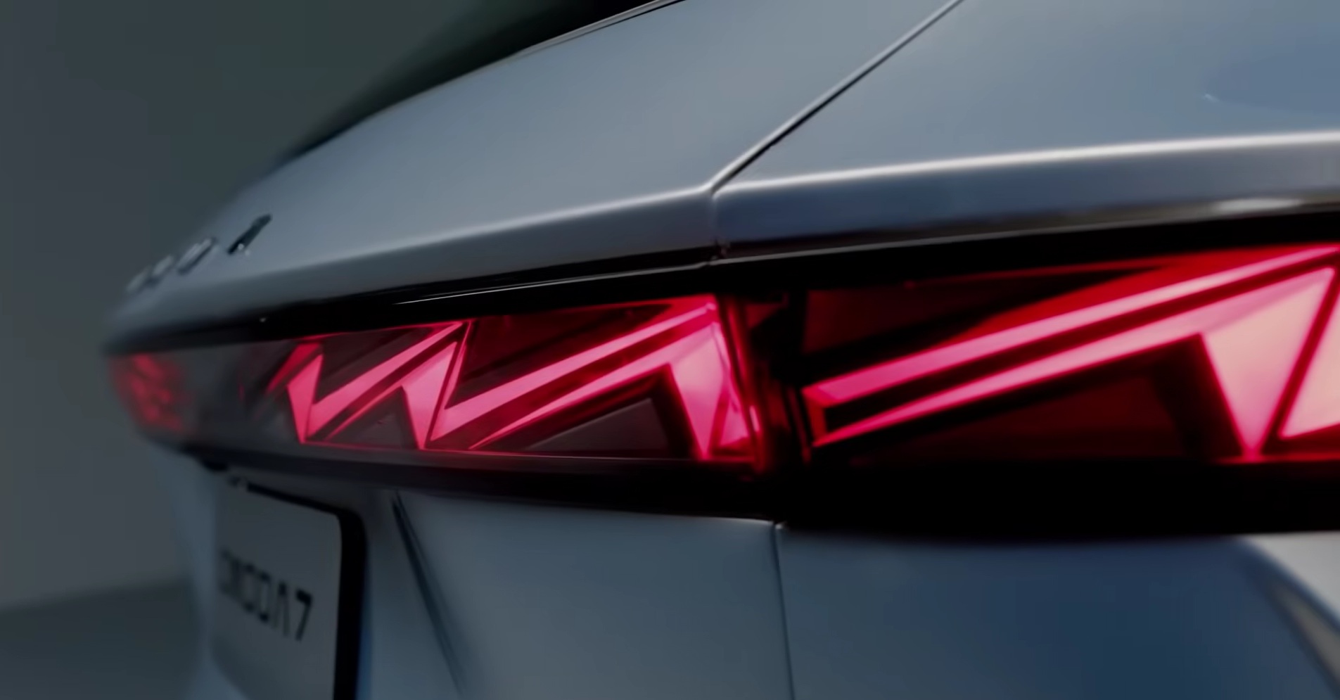 Polacy wyrywają sobie kluczyki do tych chińskich aut, jakby to był ostatni kawałek karpia. Ceny potrafią zaczynać się od 44 900 zł