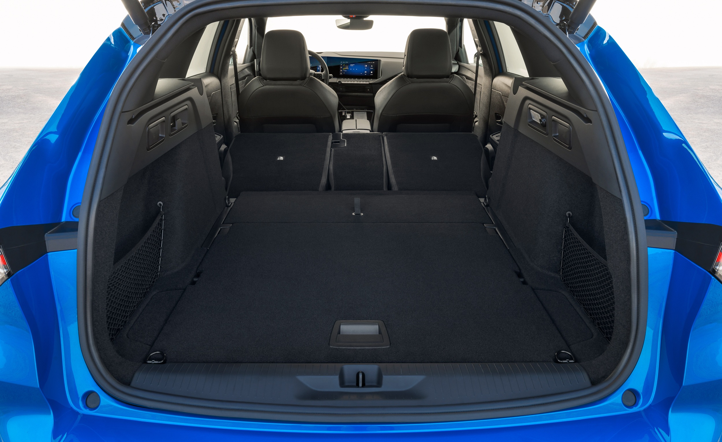 Przeciętny Kowalski wraca do hitu Opla. Astra w kombi potaniała o 26 000 zł