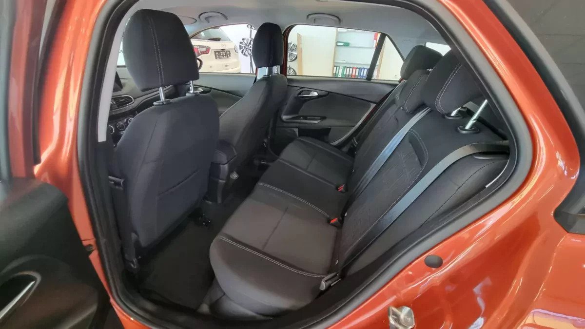 Nowe rodzinne kombi z silnikiem Diesla za 80 800 złotych. Pali 4,6 l/100 km i jest dostępne w Polsce od ręki