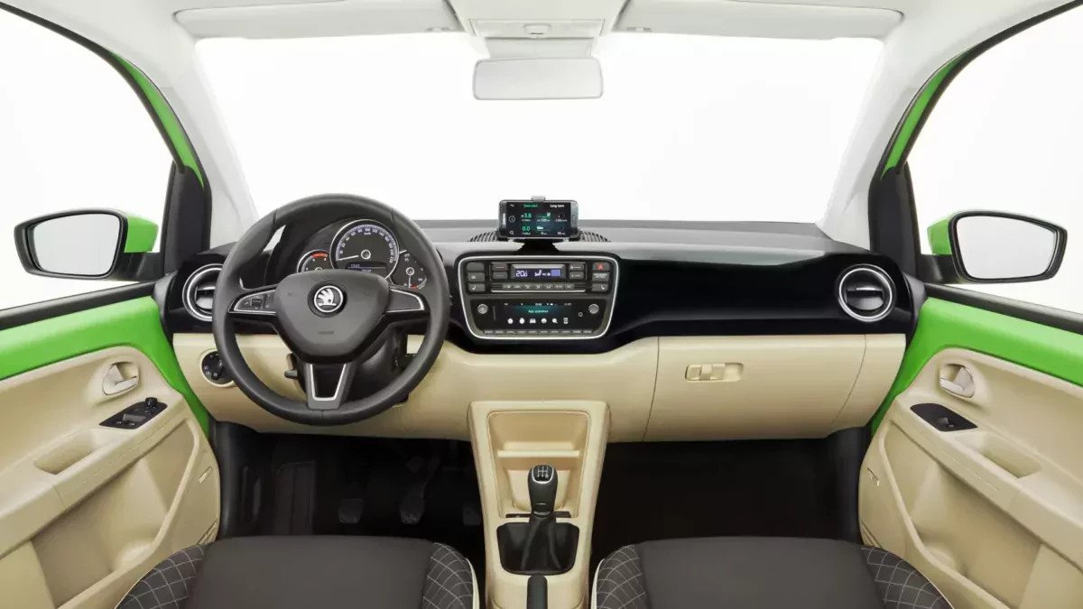 Miejska Skoda z silnikiem, który pali 4 litry. Dla wielu osób to definicja budżetowego auta na co dzień