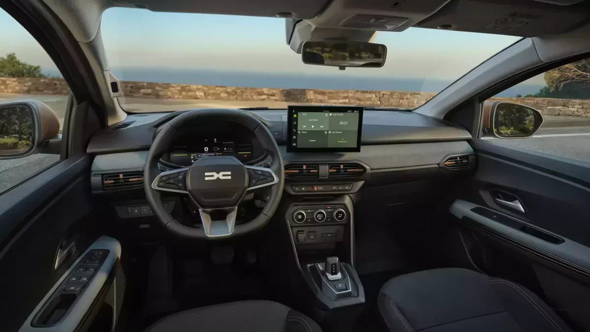 Nowa Dacia za ok. 57 tys. zł okazała się tu strzałem w dziesiątkę. Rozpędzanie do 100 km/h trwa tyle, co reklamy na Polsacie, ale silnik jest pancerny