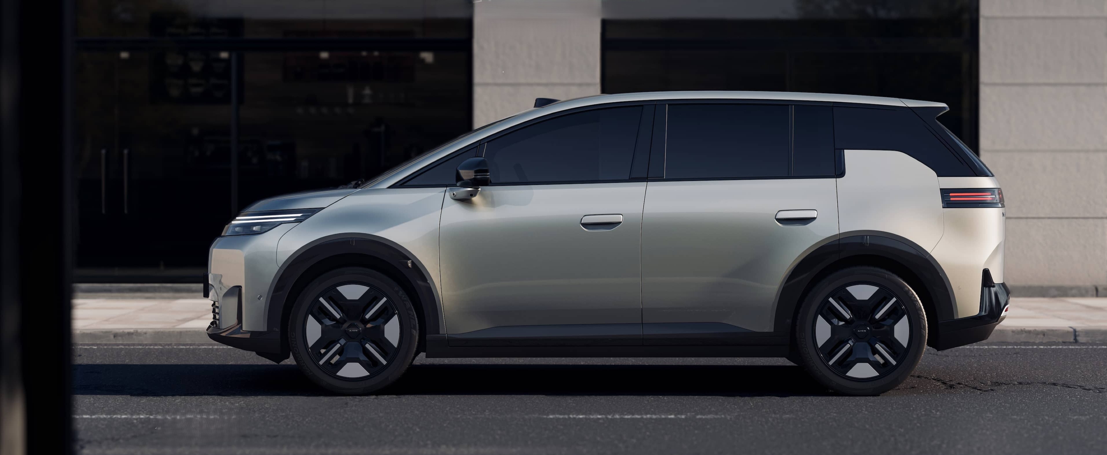 GAC odpowiada na Leapmotor B10. SUV Aion N60 wygląda drożej, niż kosztuje i miażdży standardem