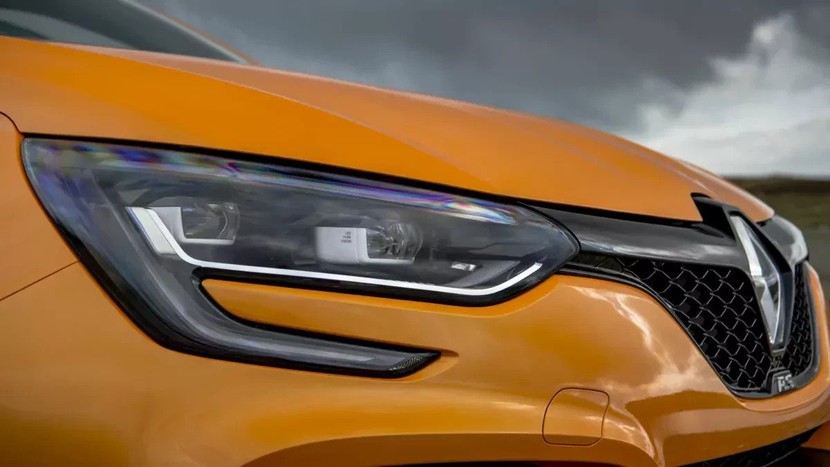 Piękne, nowoczesne Renault tak tanie jeszcze nie było. Dla Polaków to znakomita okazja