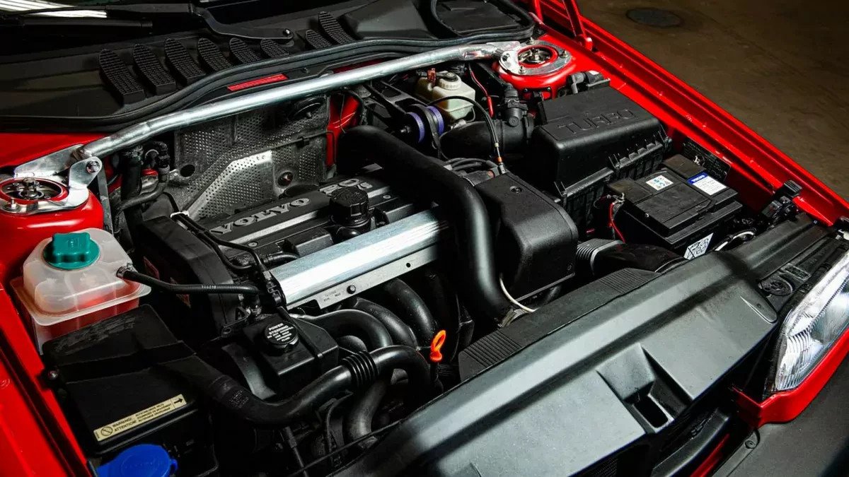 Legendarne, sportowe kombi na sprzedaż. Zachwyca swoją wagą i niezawodnością 