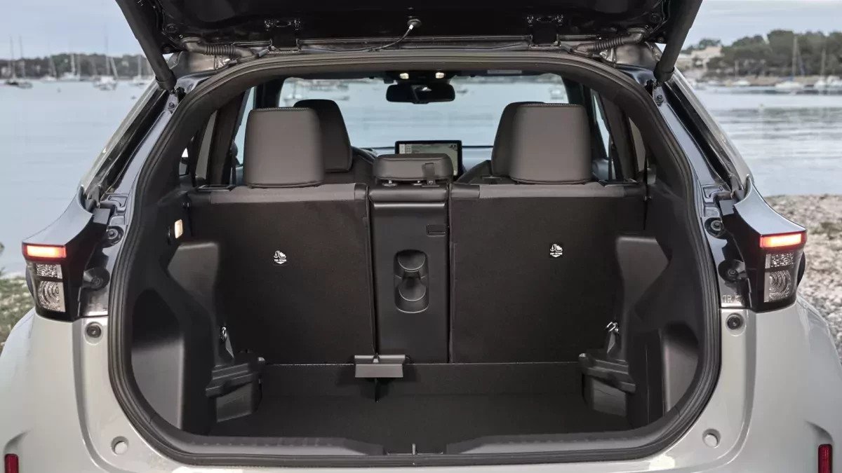 Król miejskich SUV-ów nie psuje się i pali tyle, co nic. To rynkowy hit Polaków w 2026 roku